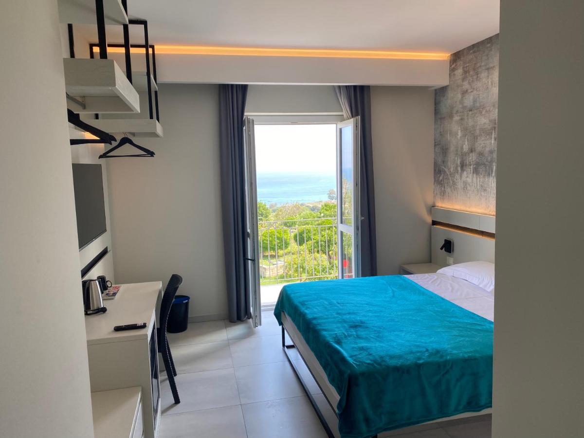 Aether Suites Tropea - Free Private Parking Eksteriør bilde