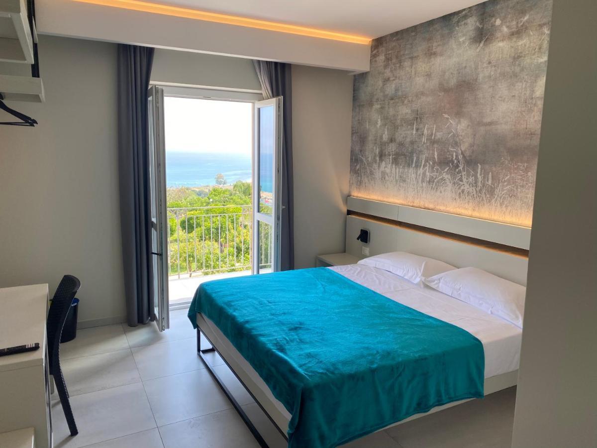 Aether Suites Tropea - Free Private Parking Eksteriør bilde